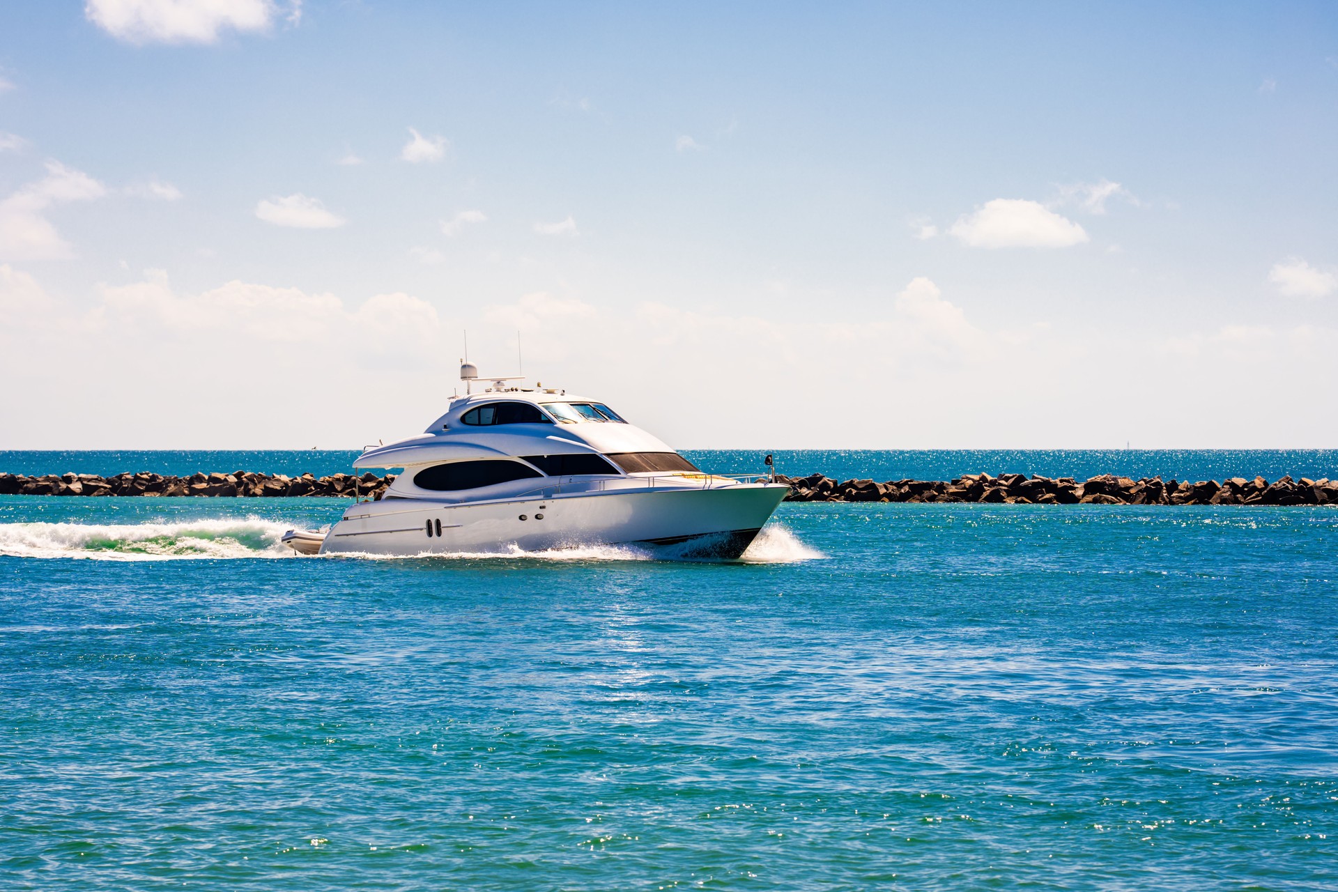 luxury yacht charter, island getaways, luxury sailing